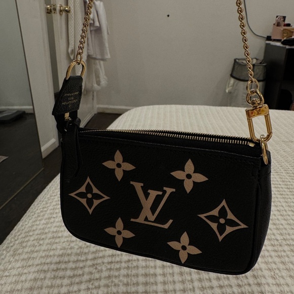 Mini pochette bag - Picture 6 of 8